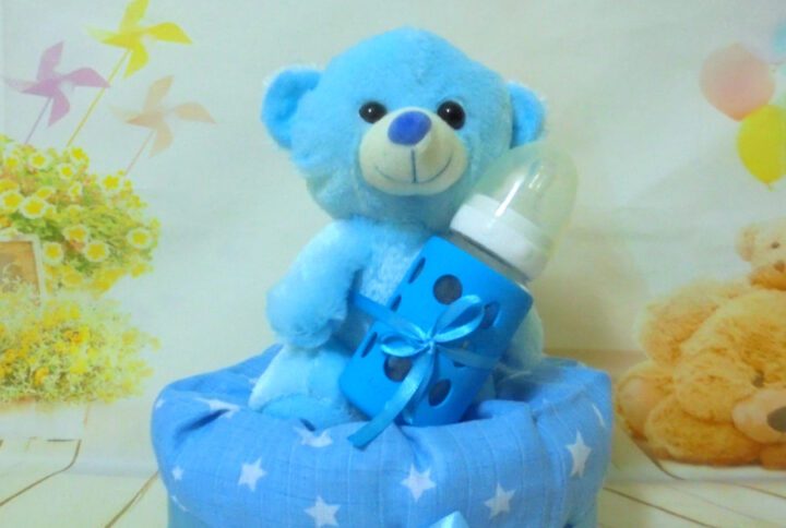 Little Baby Blue μωρότουρτα με μπιμπερό MyFace και λούτρινο αρκουδάκι