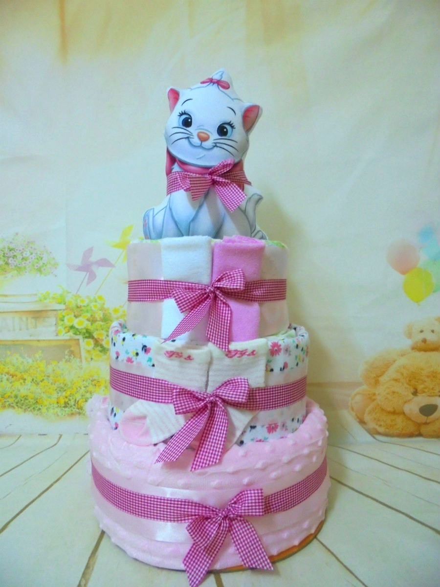 Γατούλα 3όροφη μωρότουρτα