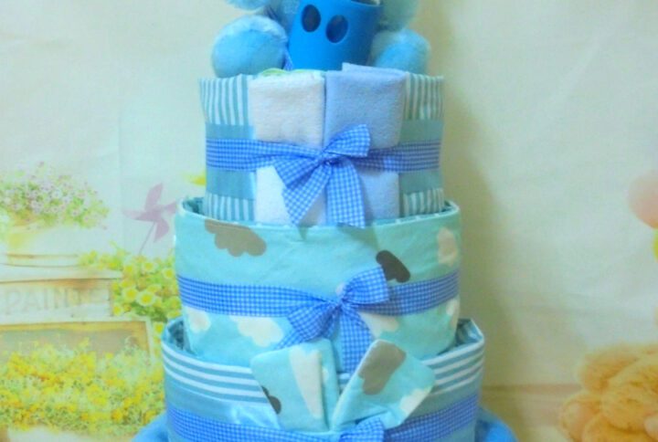 Beautiful baby boy 4όροφη μωρότουρτα