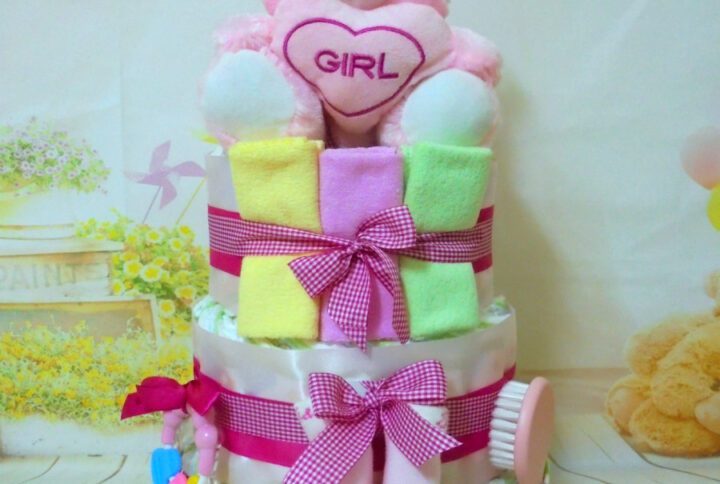 Diapercake Ροζ αρκουδάκι 3όροφη μωρότουρτα