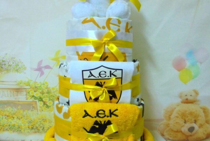 Diaper cake AEK 4όροφη μωρότουρτα