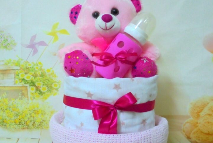 lovely baby pink 2όροφη μωρότουρτα summer