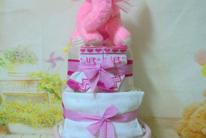 Ροζ ελεφαντάκι μωρότουρτα 3όροφη για κοριτσάκι με λούτρινο ελεφαντάκι