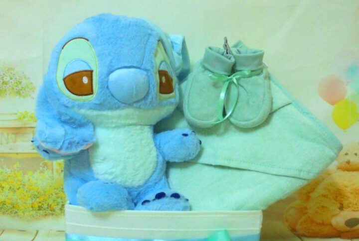 Baby Gift Box Stitch Organic Cotton με λούτρινο Stitch και βρεφικά είδη από οργανικό βαμβάκι